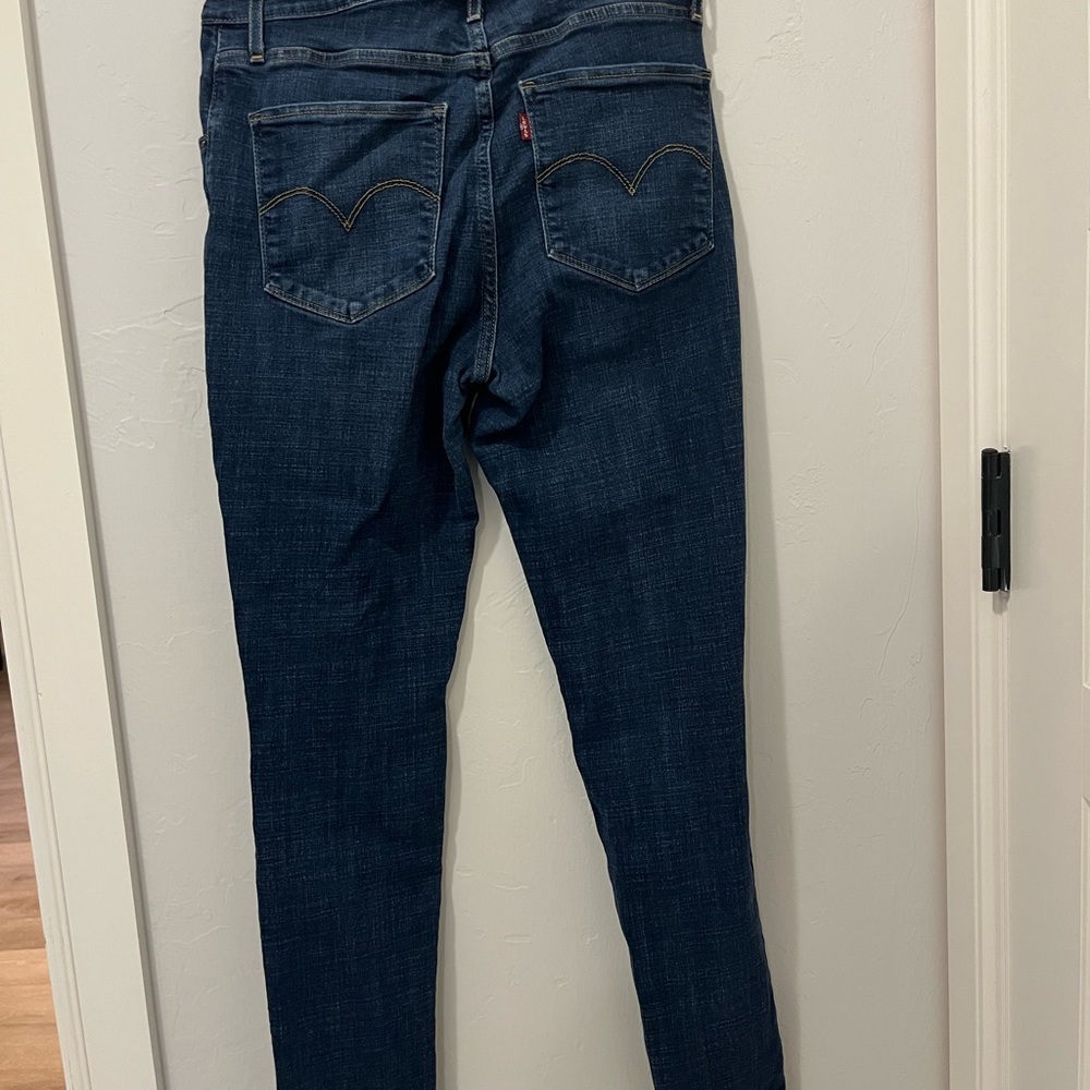 Levi's Dark Blue Women's high rise stretch skinny’s